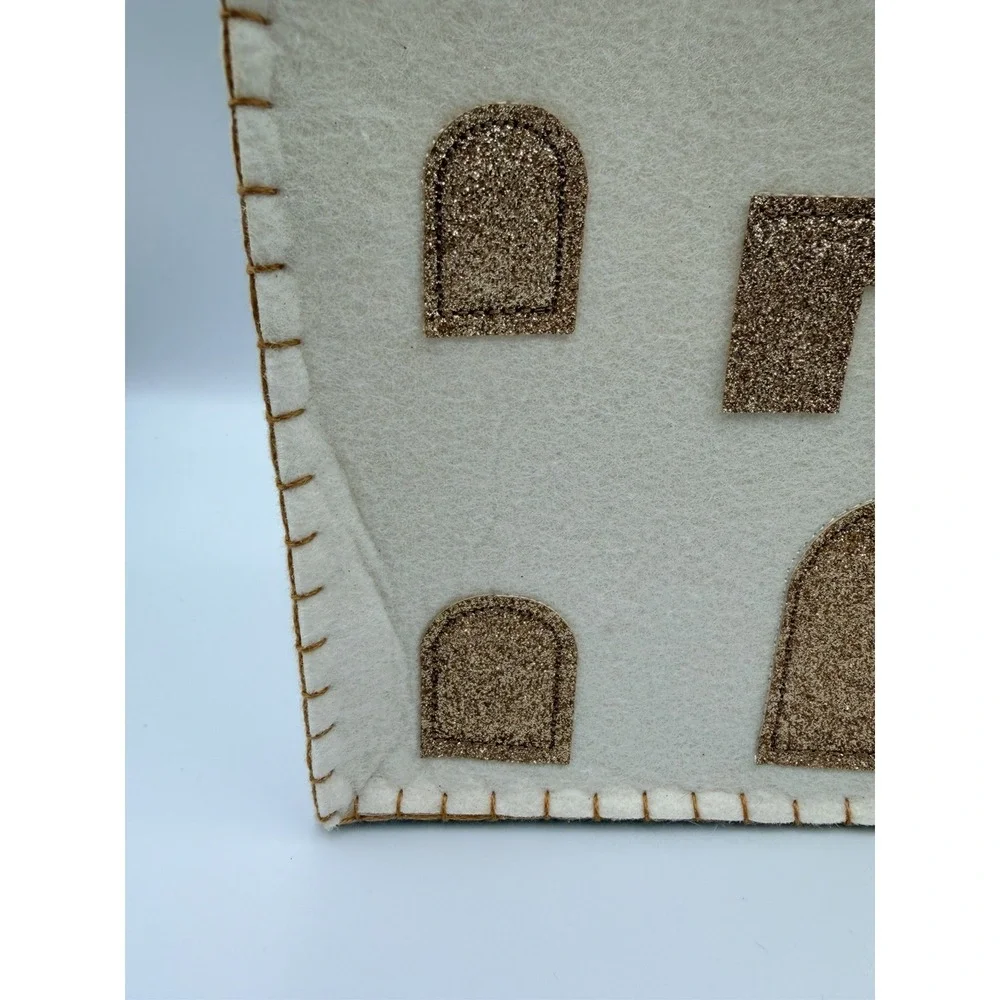 Pottery Barn Glow in the Dark  Halloween Castle Trick or Treat Bag NWT Princess